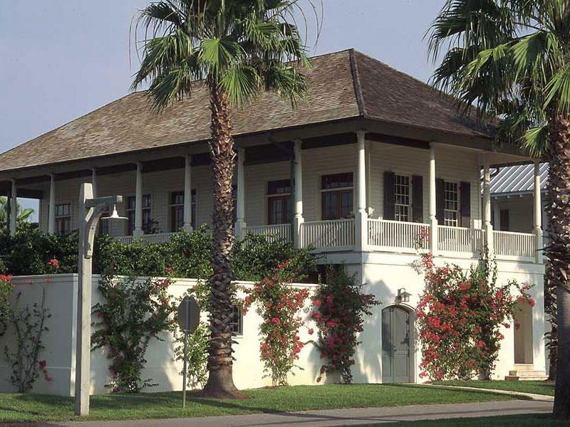 Sideyard House