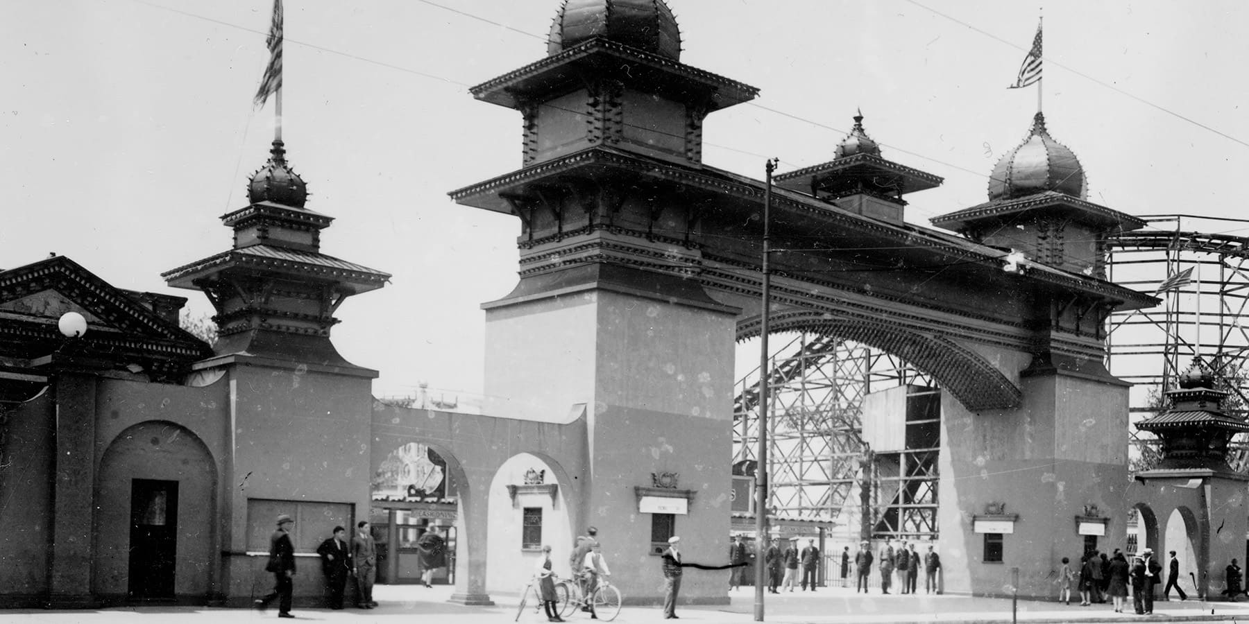 The main entrance to Riverview Park