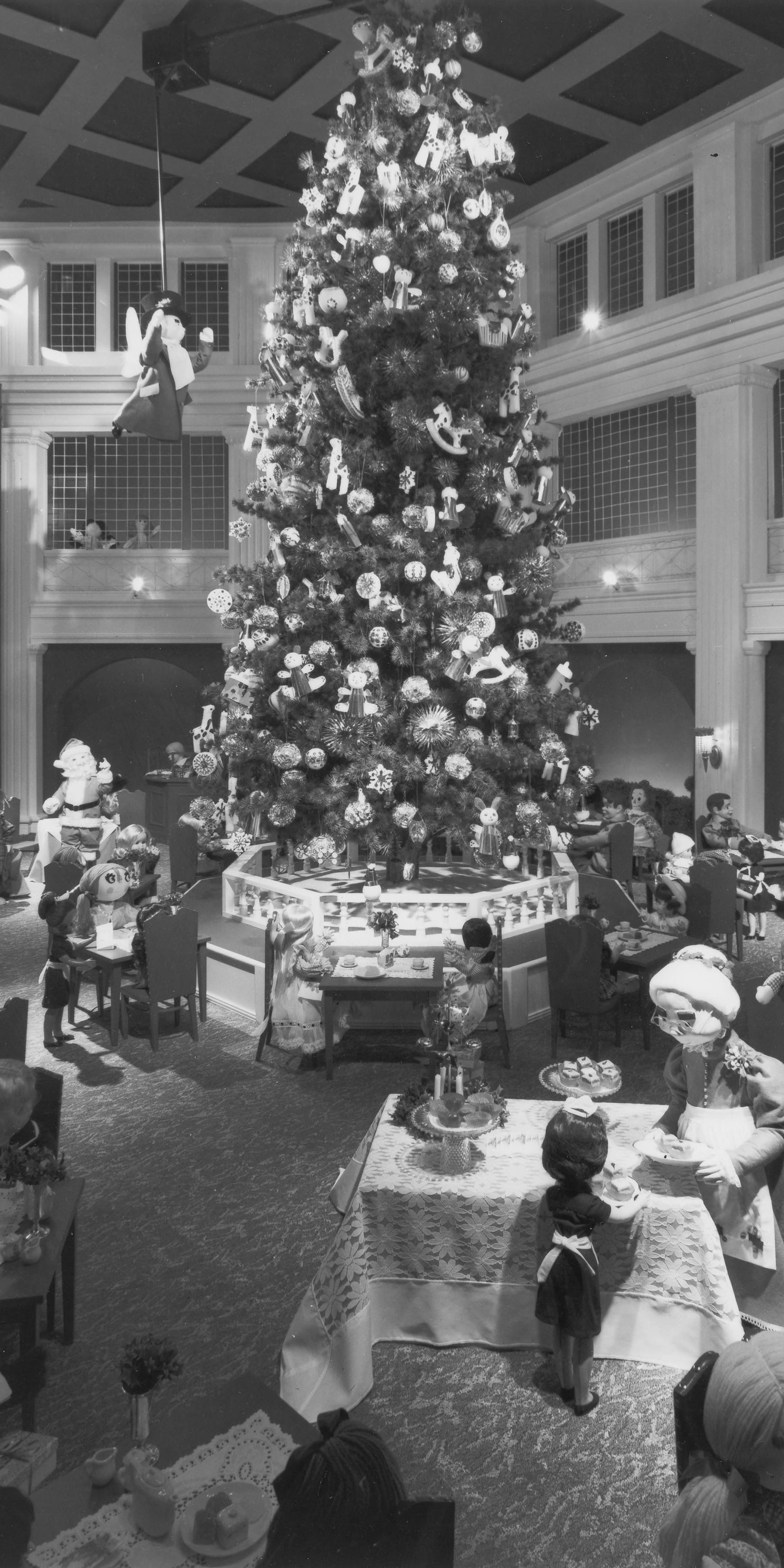 Revisit the Magic of Christmas at Marshall Field's | WTTW Chicago