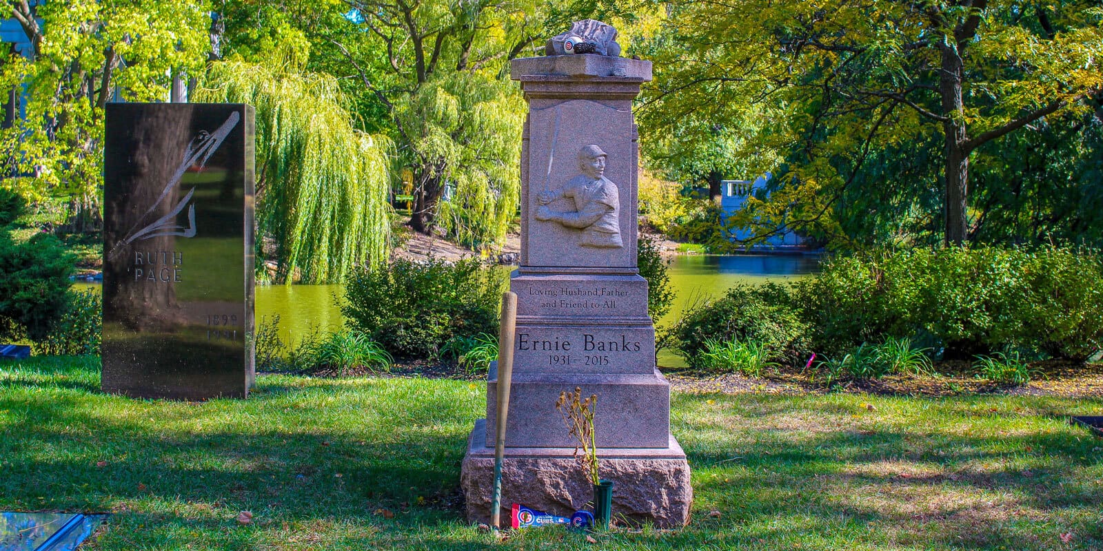 The graves of Chicago Cubs legend Ernie Banks, center, and ballerina and choreographer Ruth Page (left).