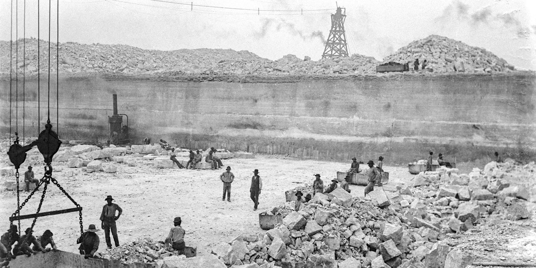 Laborers for the I&M canal in an undated photograph