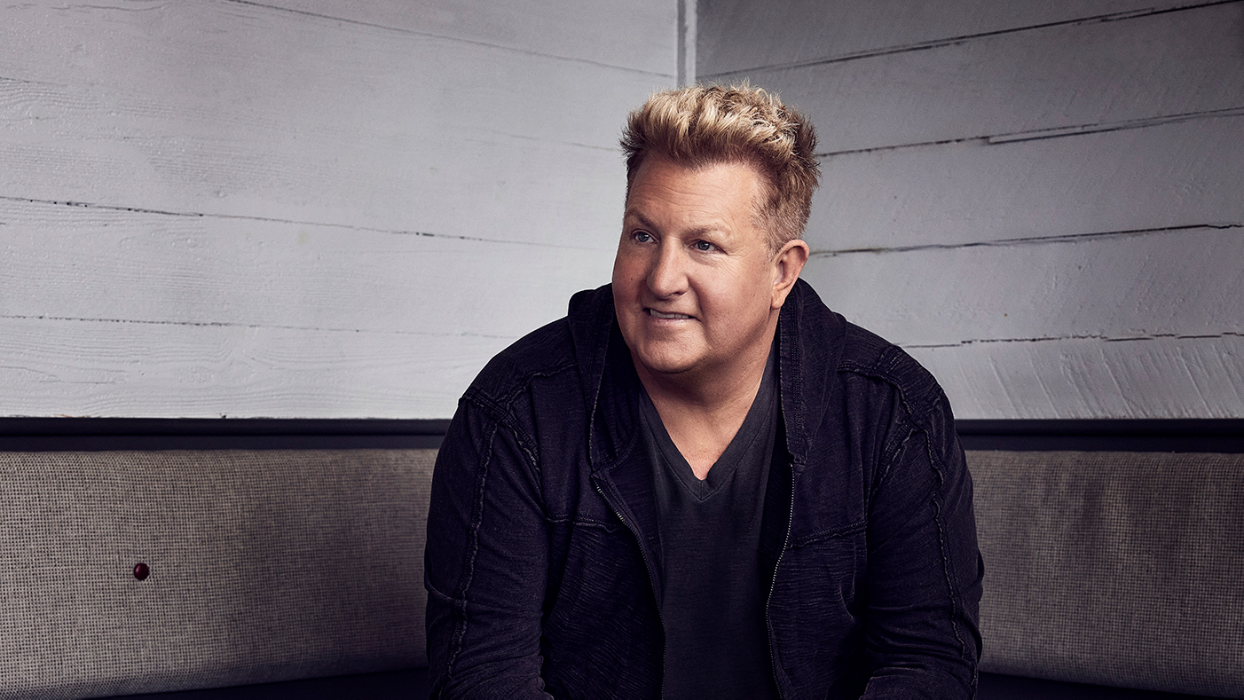 A headshot of Gary LeVox