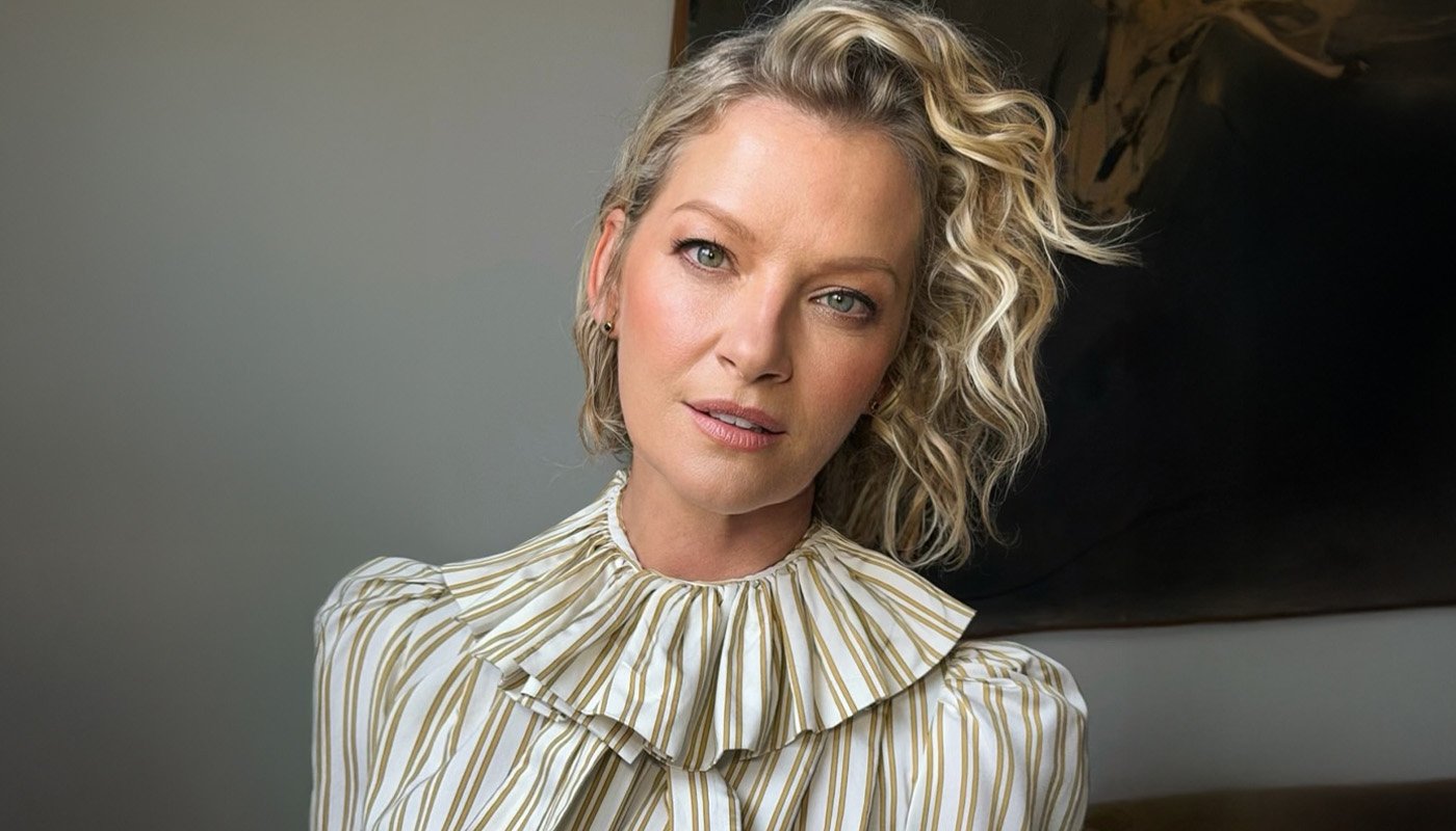 Gretchen Mol headshot