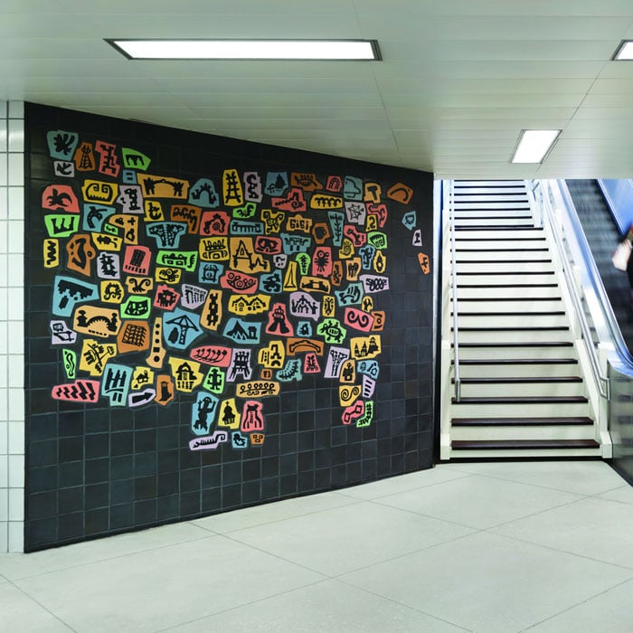 Coast of Chicago, John Himmelfarb, 2004, Kedzie Pink Line Station. Photo: Aron Gent / Courtesy of the Chicago Transit Authority
