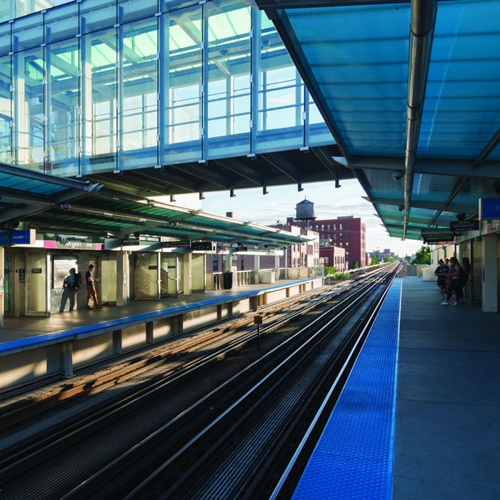 Morgan Street Station, Ross Barney Architects, 2012, Morgan Green/Pink Line Station. Photo: Aron Gent / Courtesy of the Chicago Transit Authority />
</a>
<figcaption itemprop=
