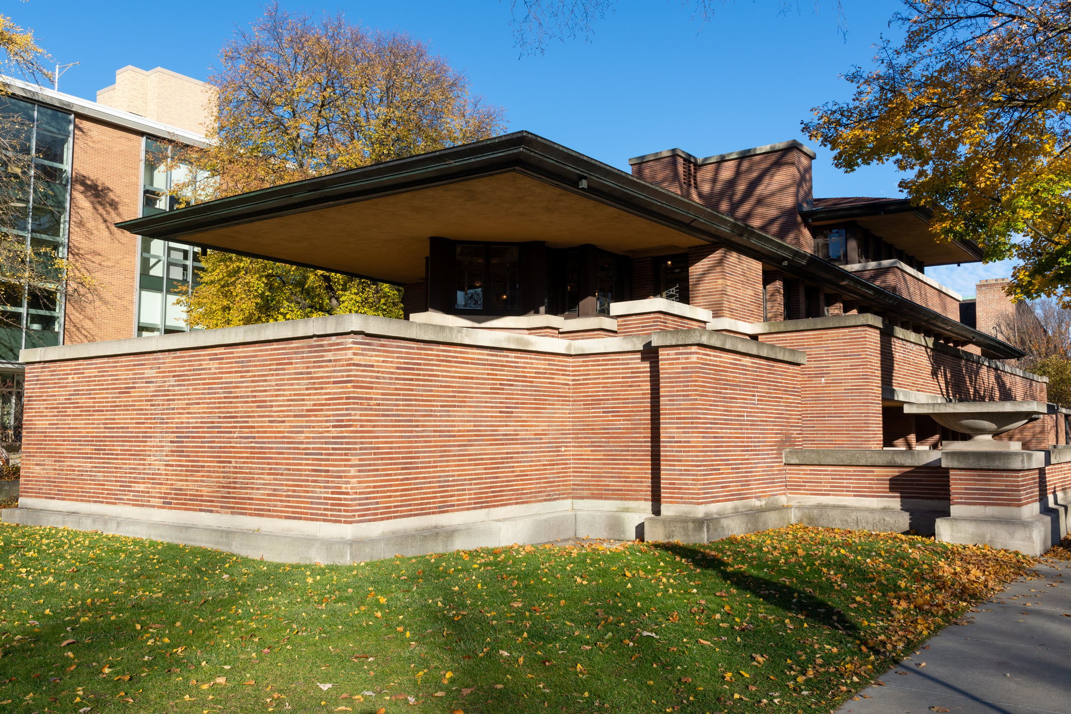 Exterior view of Robie House in Chicago.