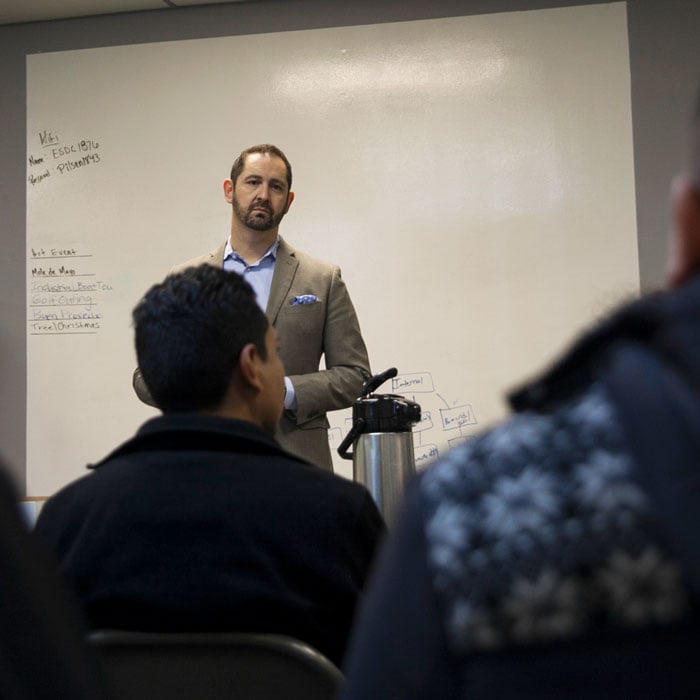 Attorney Salvador Cicero takes questions and concerns at a workshop at ESDC.