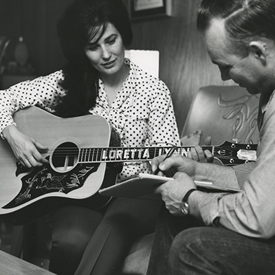 Loretta Lynn and her husband Oliver Doolittle, 1965 Photo: Courtesy of Les Leverett photograph, Grand Ole Opry Archives