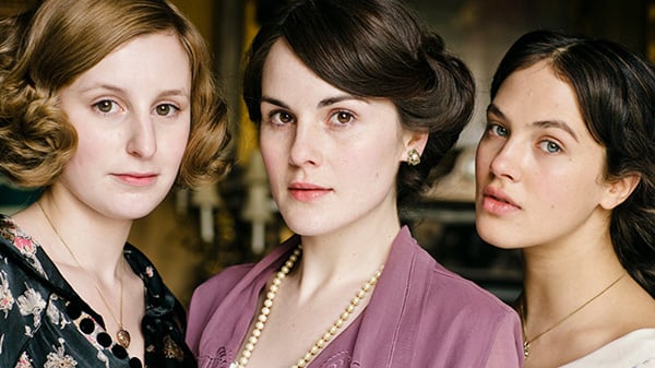 The three Crawley sisters pose together