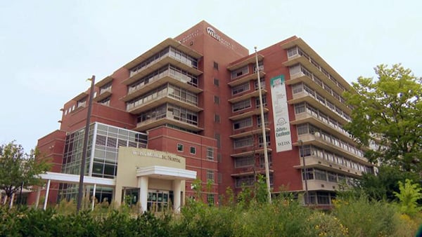The exterior of Weiss Hospital in Uptown, Chicago