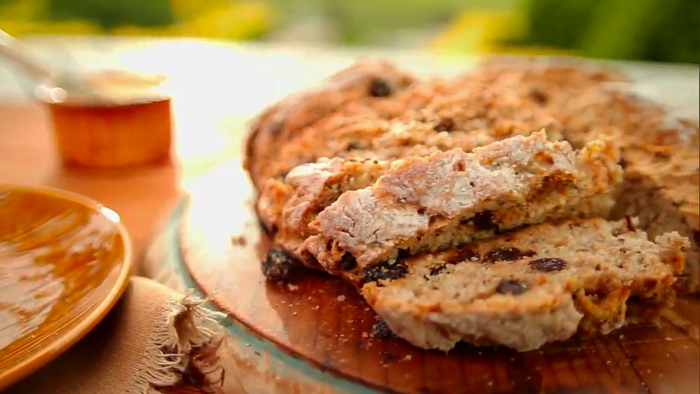 Martha Stewart's Irish Soda Bread | WTTW Chicago, image size:1400x788