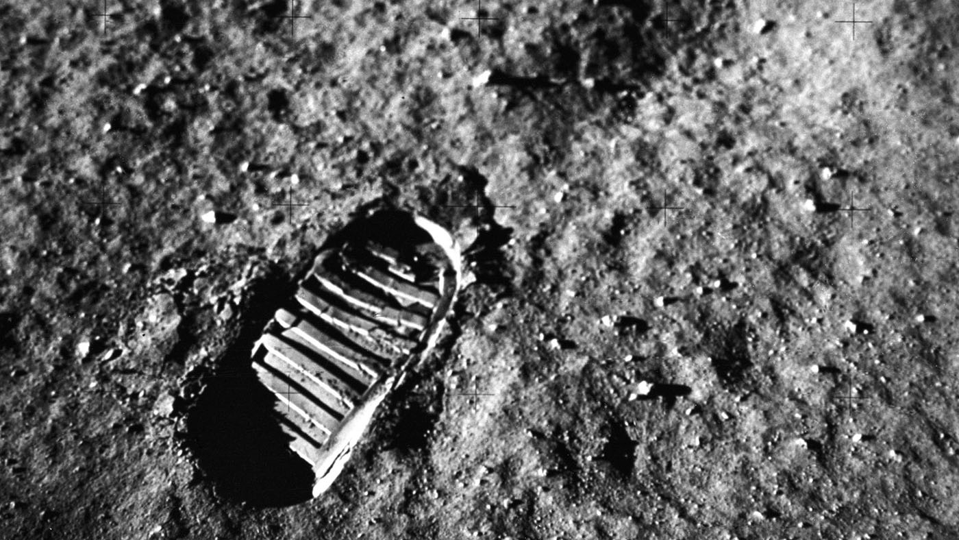 Who Are the 12 Men Who Walked on the Moon? | WTTW Chicago, image size:1400x788