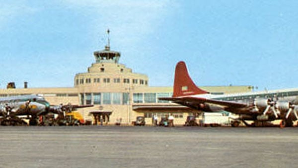 Midway Airport: Crossroads of the World