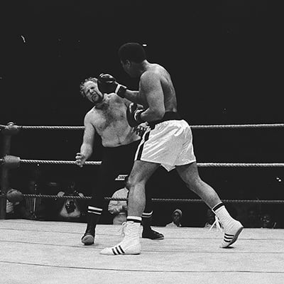 Muhammad Ali training match with Kenny Jay, Chicago, Illinois on June 10, 1976. Photo: ST-19130549-0038, Chicago Sun-Times collection, Chicago History Museum