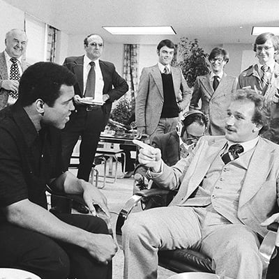 Muhammad Ali speaks with Scott Ledoux at a press conference in Chicago, Illinois on October 25, 1977. Photo: ST-19080063-0004, Chicago Sun-Times collection, Chicago History Museum