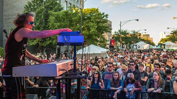 A DJ at Do Division Street Festival (Photo: Courtesy off the West Town Chamber of Commerce)