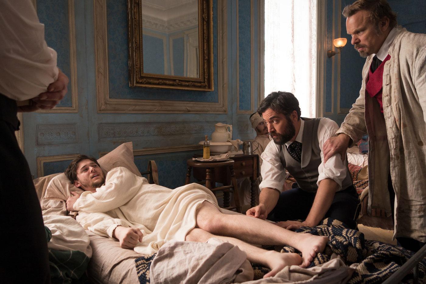 Drs. Foster and Hale cure a patient using a quack treatment as a placebo. (PBS/Erik Heinila)