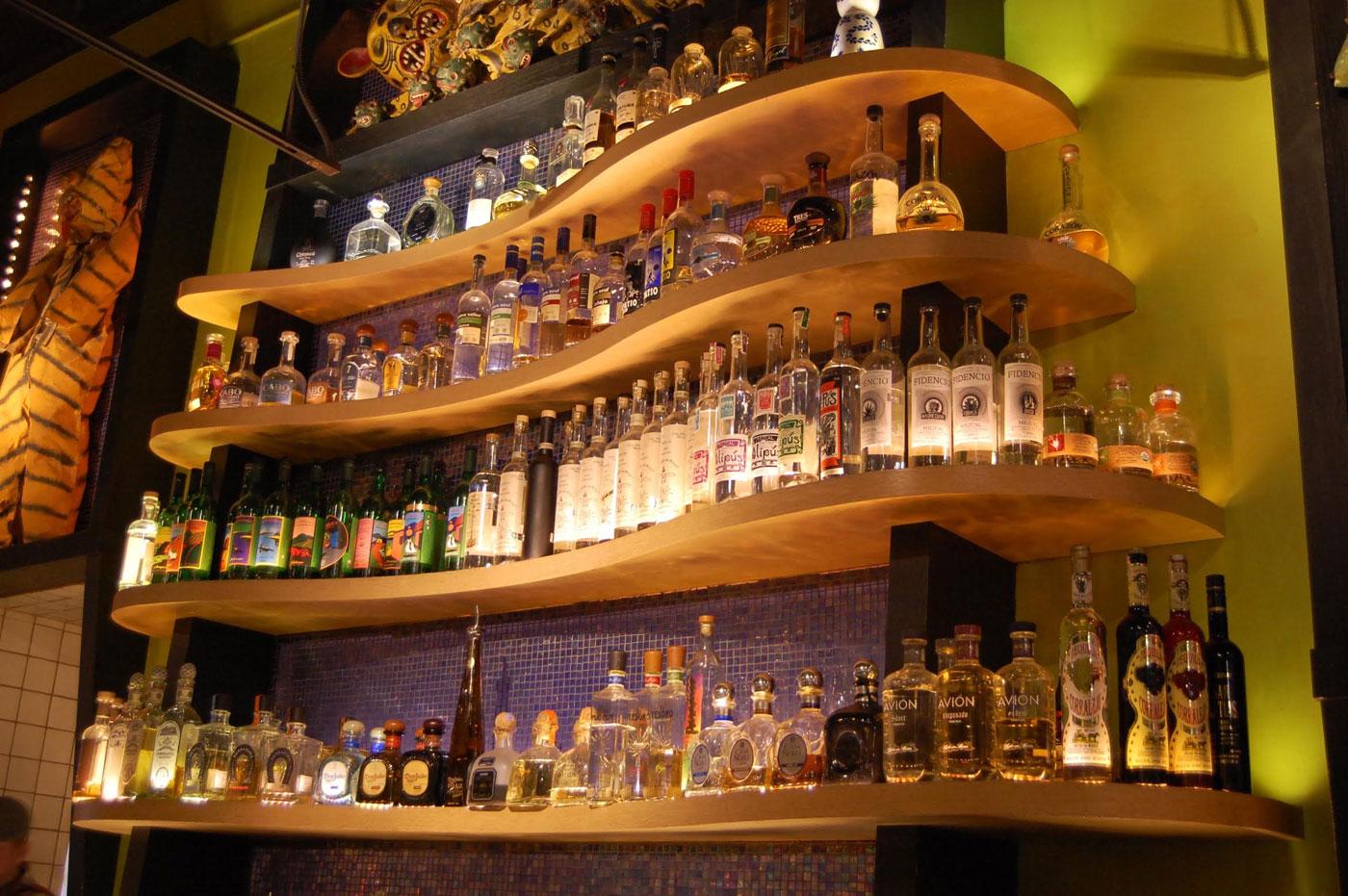 The bar of Frontera Grill. (Caitrin Hughes)