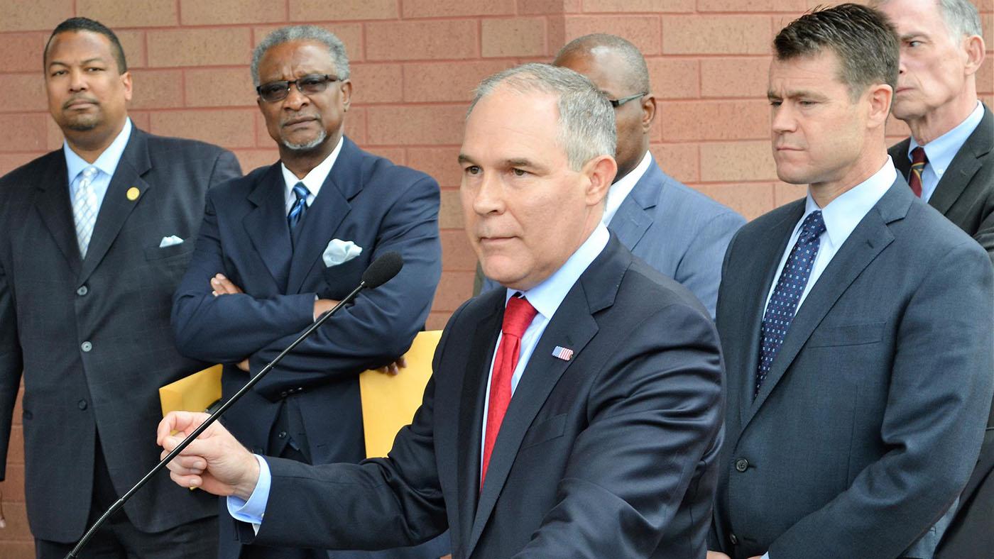 EPA Administrator Scott Pruitt speaks April 19 after meeting with residents of East Chicago’s lead-contaminated neighborhoods. Photo: Alex Ruppenthal / Chicago Tonight