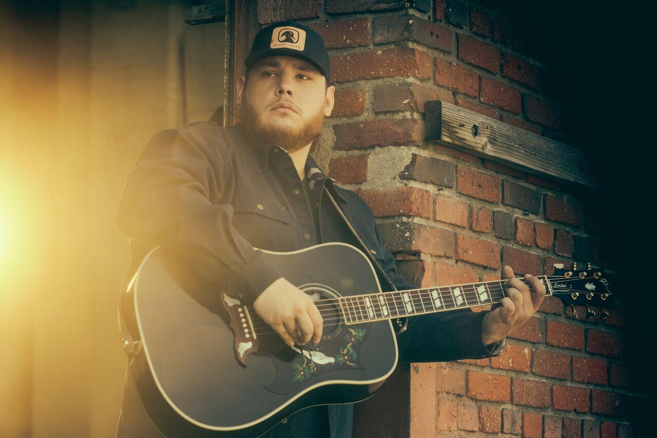 Luke Combs. Photo: Jim Wright