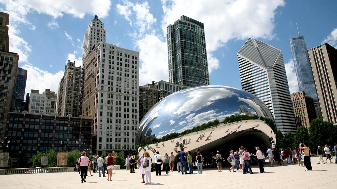 Anish Kapoor's Cloud Gate, known as the Bean, in Chicago's Millennium Park. Photo: Vincent Desjardins/Flickr