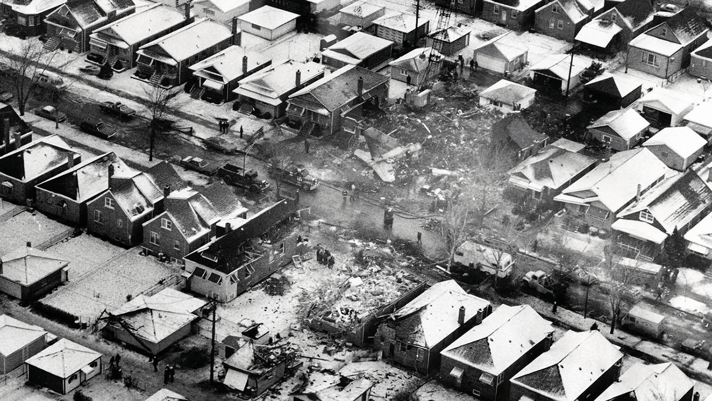 United Airlines Flight 553 Crash