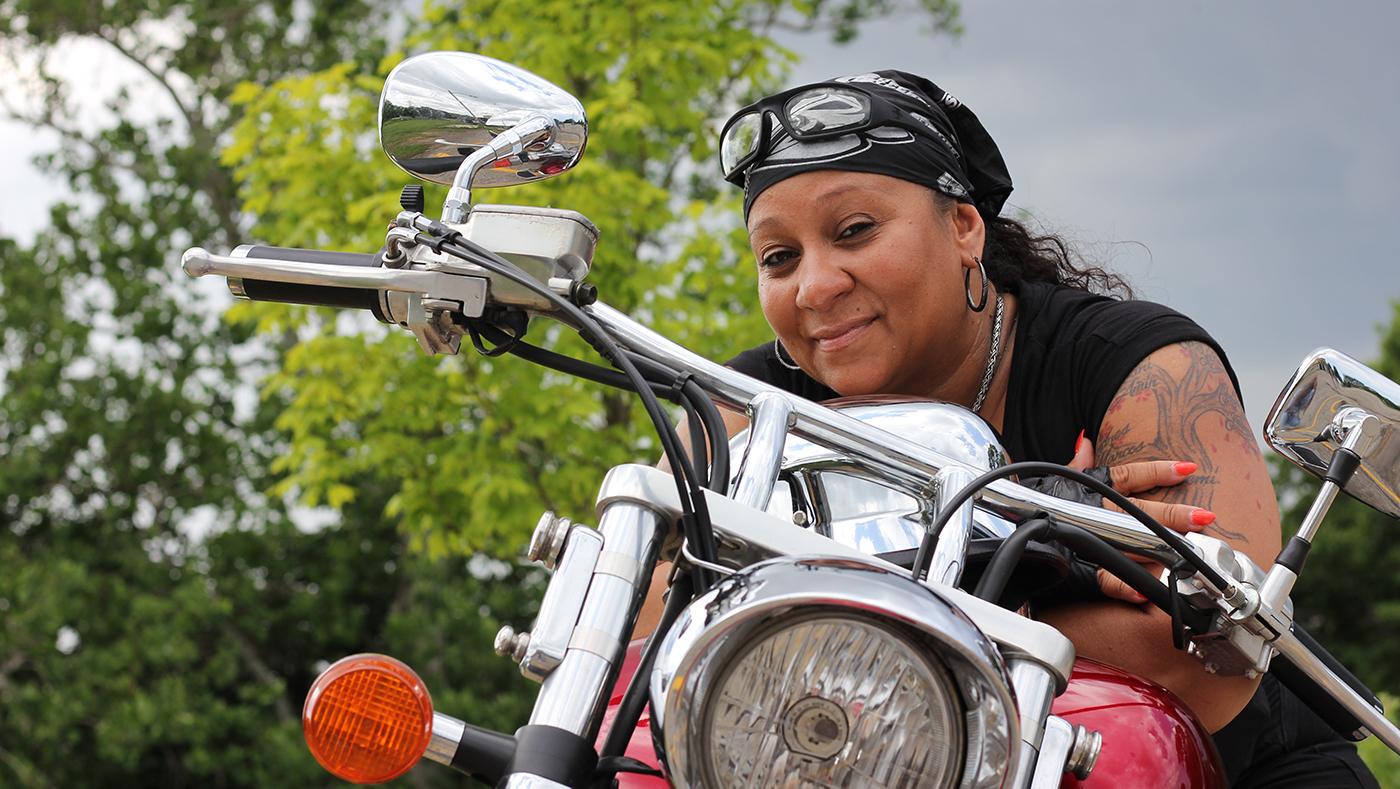 Noemi Martinez in FIRSTHAND: Gun Violence. Photo: Zakkiyyah Najeebah for WTTW