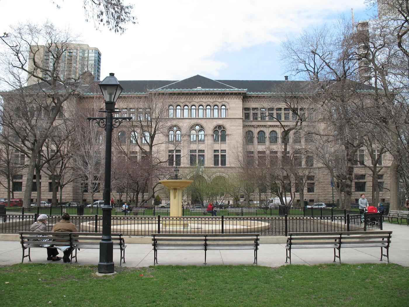 The Newberry Library. Photo: Wikimedia Commons/TonyTheTiger
