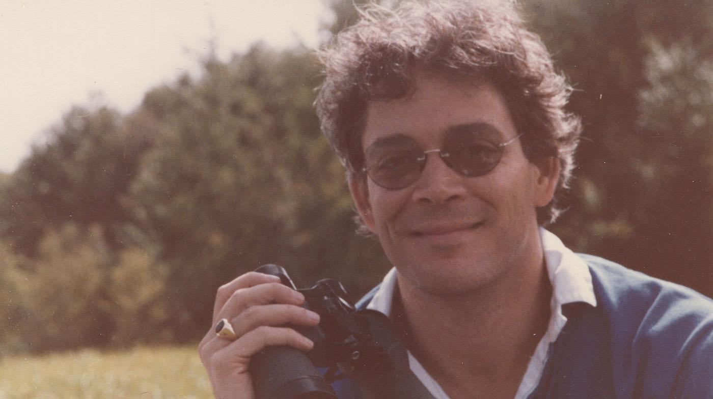 Raul Julia. Photo: Rona Elliot