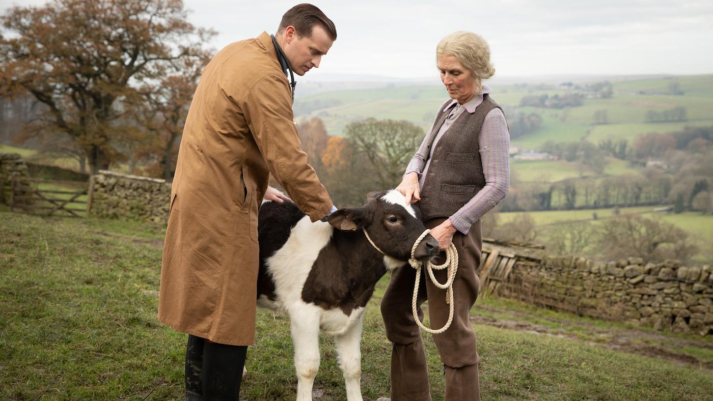 James Herriot in 'All Creatures Great and Small.' Photo: Playground Television UK Ltd & all3media international