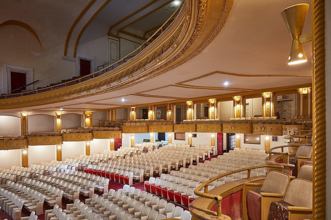 Central Park Theater in Chicago