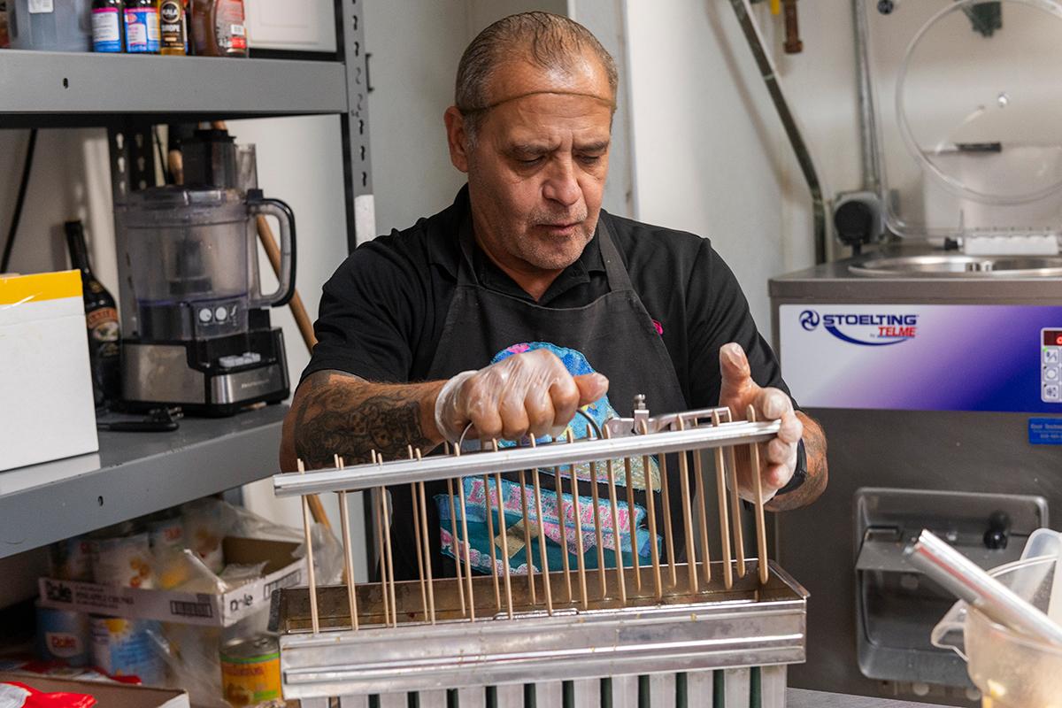 Guillermo Zaamudio, back-of-the-house manager