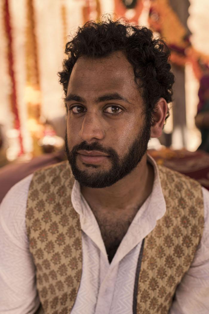 Arjan in Around the World in 80 Days. Photo: Joe Alblas - © Slim 80 Days / Federation Entertainment / Peu Communications / ZDF / Be-Films / RTBF