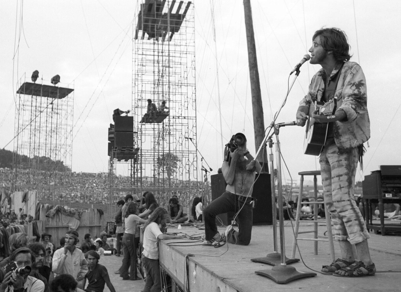 Woodstock performer and crowd