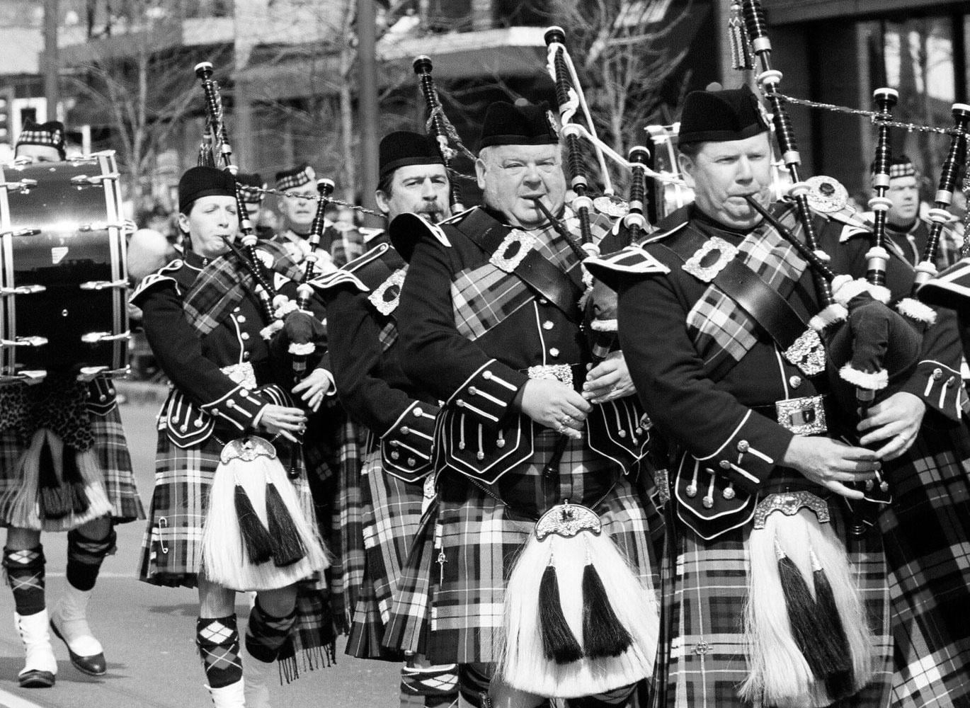 Bagpipers in Irish parade