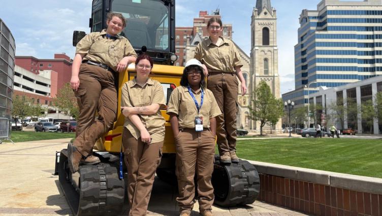 Challenges Persist for Women, Minorities Breaking Into Illinois’ Skilled Trades