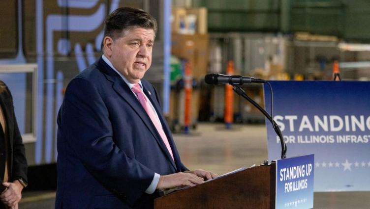 Pritzker Signs ‘Sonya Massey’s Bill’ Into Law, Requiring Stricter Background Checks for Police Hiring
