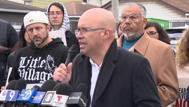 Border Patrol Agents Detain 2 City Employees During ‘Lawless’ Little Village Raids, Ald. Rodriguez Says