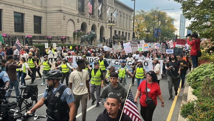 Chicago’s Anti-Trump ‘No Kings’ Protest Fills Downtown Streets With Huge Crowd: ‘We Need to Act Now’