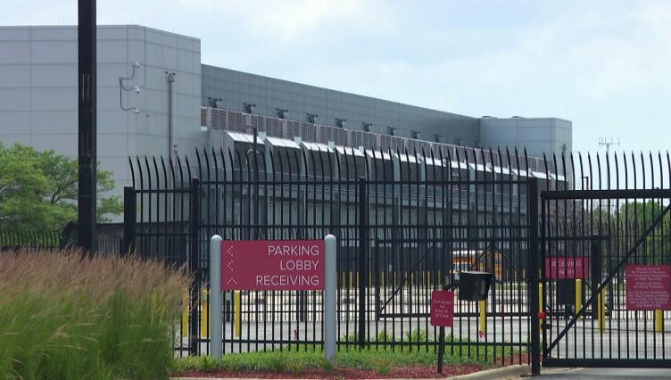 What Does Sustainable Data Center Development Look Like? Chicago Working Group Makes Recommendations