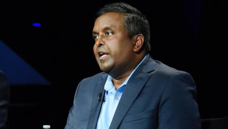 Ex-Board VP Sendhil Revuluri Drops Out of Race to Become Chicago School Board President