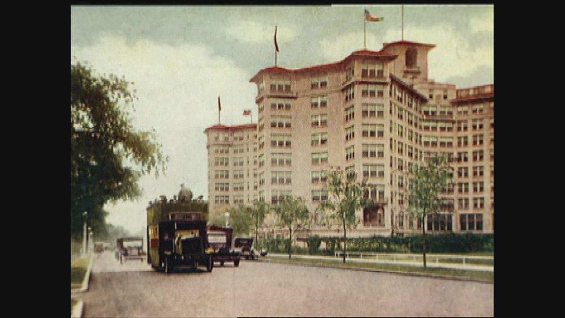 Image: From WTTW's 'Chicago Stories' The Edgewater Beach Hotel.