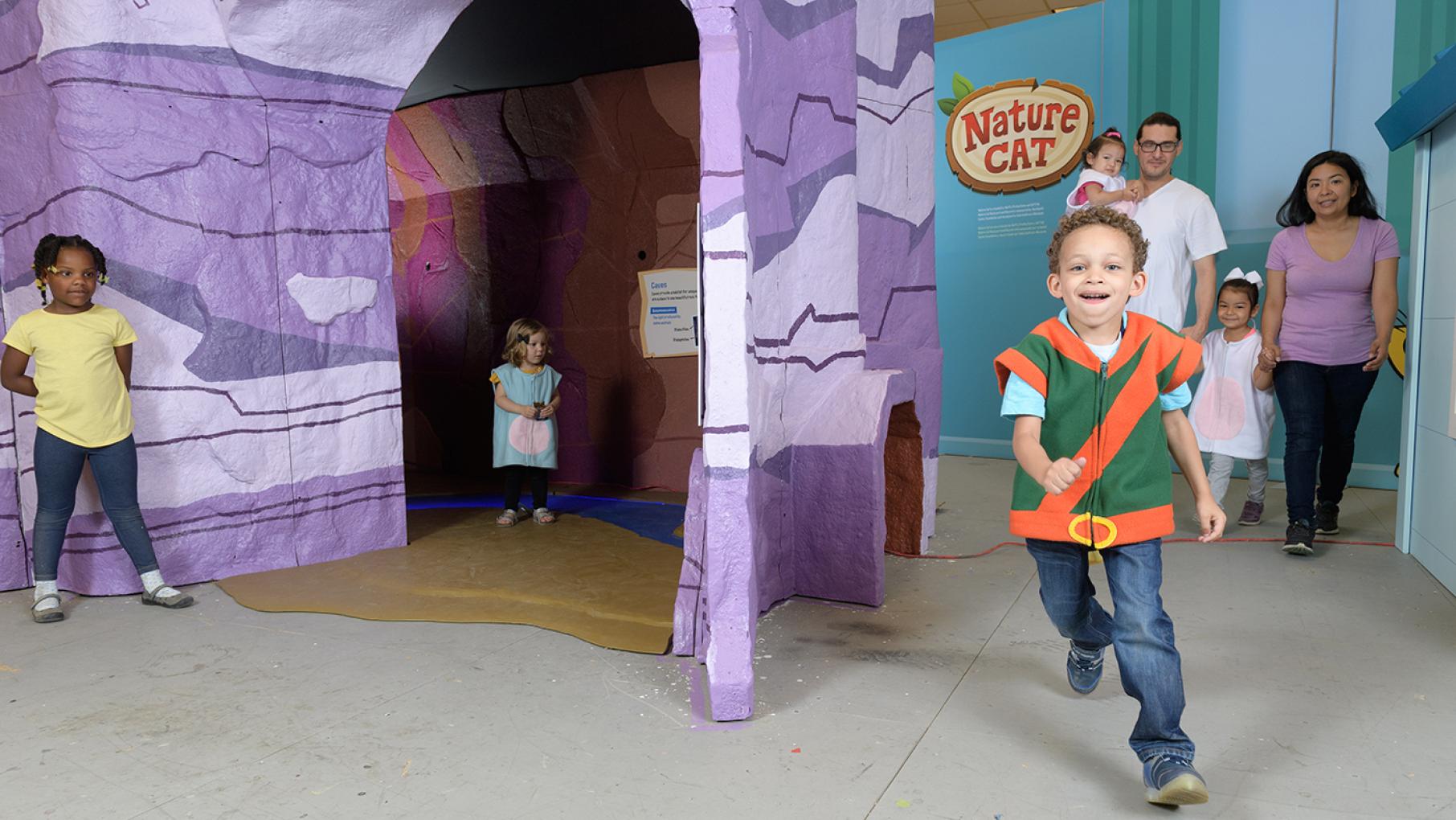 Like the 'Nature Cat' show, the exhibit encourages kids to go outside and explore the natural world. Photo: WTTW/Ken Carl A new Nature Cat exhibit at Kohl Children's Museum. Photo: WTTW/Ken Carl