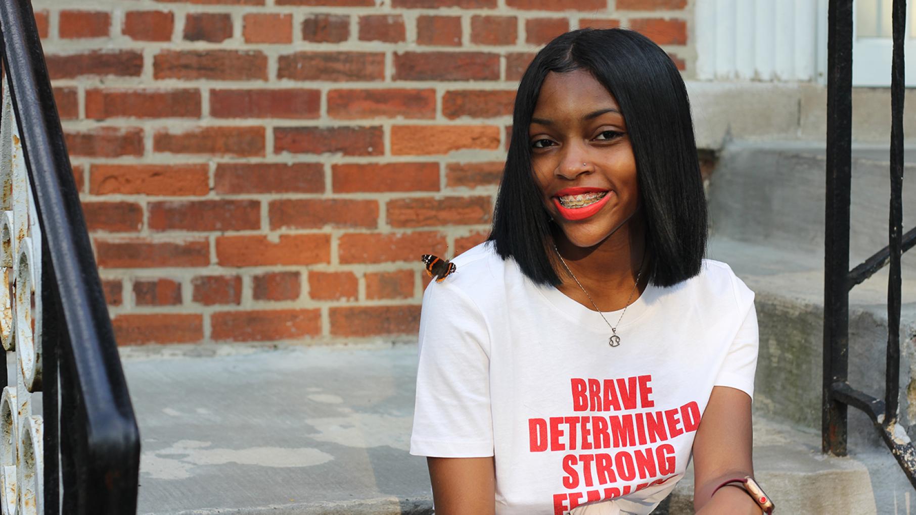 India Hart is a college-bound high school senior struggling with PTSD after seeing her father shot and losing an uncle and a friend to gun violence. Photo: Zakkiyyah Najeebah for WTTW India Hart is a college-bound high school senior featured in FIRSTHAND: Gun Violence. Photo: Zakkiyyah Najeebah for WTTW