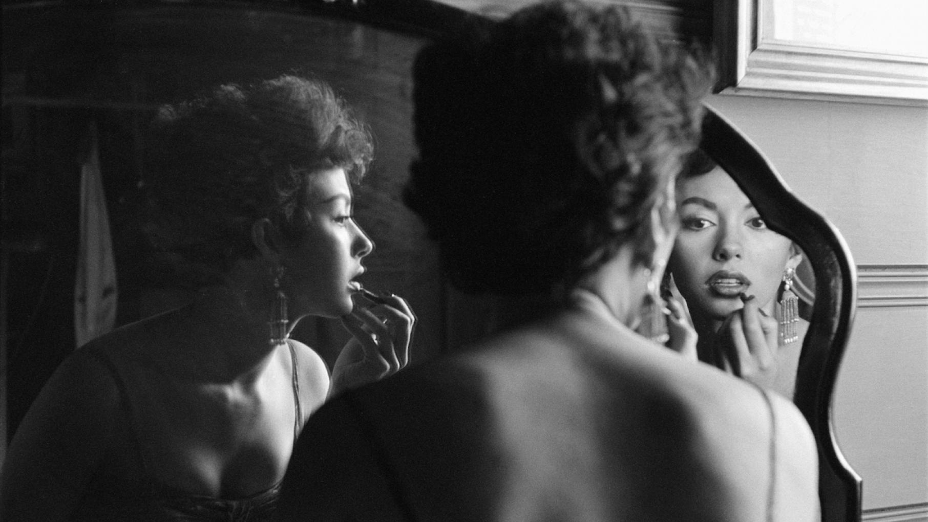 Rita Moreno, 1954. Photo: Getty Images Rita Moreno Putting On Lipstick In Mirror, 1954. Photo: Getty Images