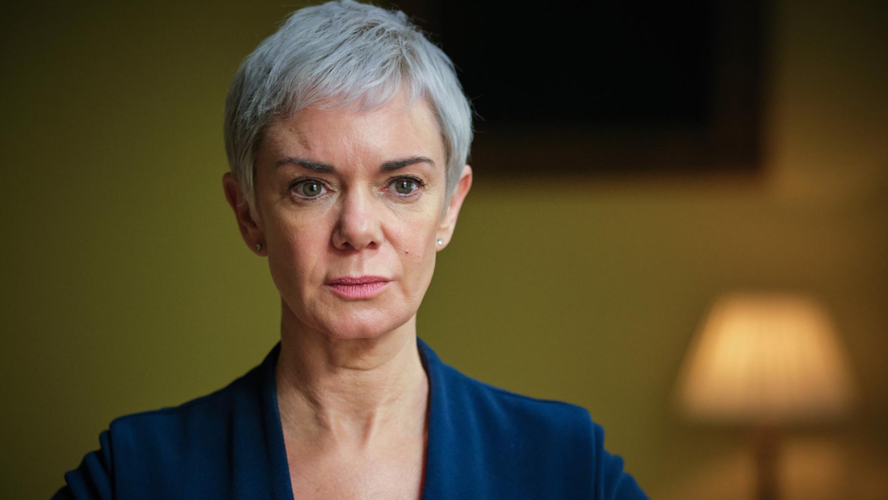 Anna is beginning to disagree with more and more of Robert's decisions. Photo: New Pictures Ltd. Anna Marshall in season 2 of COBRA. Photo: New Pictures Ltd.