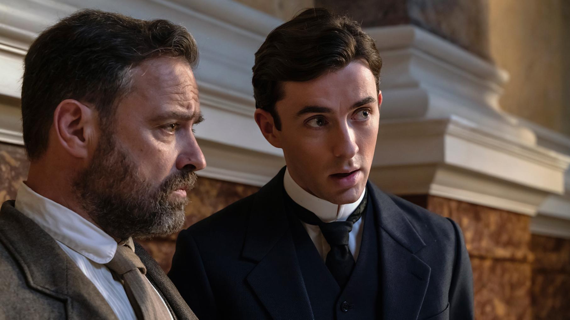 Max asks for Oskar's aid when a patient at a military hospital commits what is deemed a suicide. Photo: Lenke Szilagyi / 2022 Endor Productions / MR Film Oskar and Max in season 3 of Vienna Blood