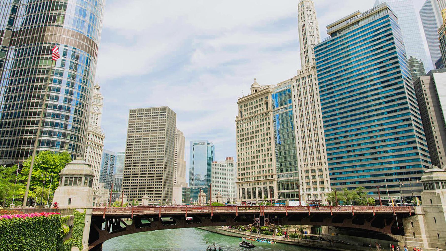A view of Chicago skyscrapers from the Chicago River