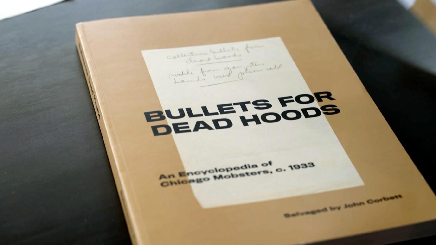 Who is the author of encyclopedia on Chicago’s mobsters?: asset-mezzanine-16x9