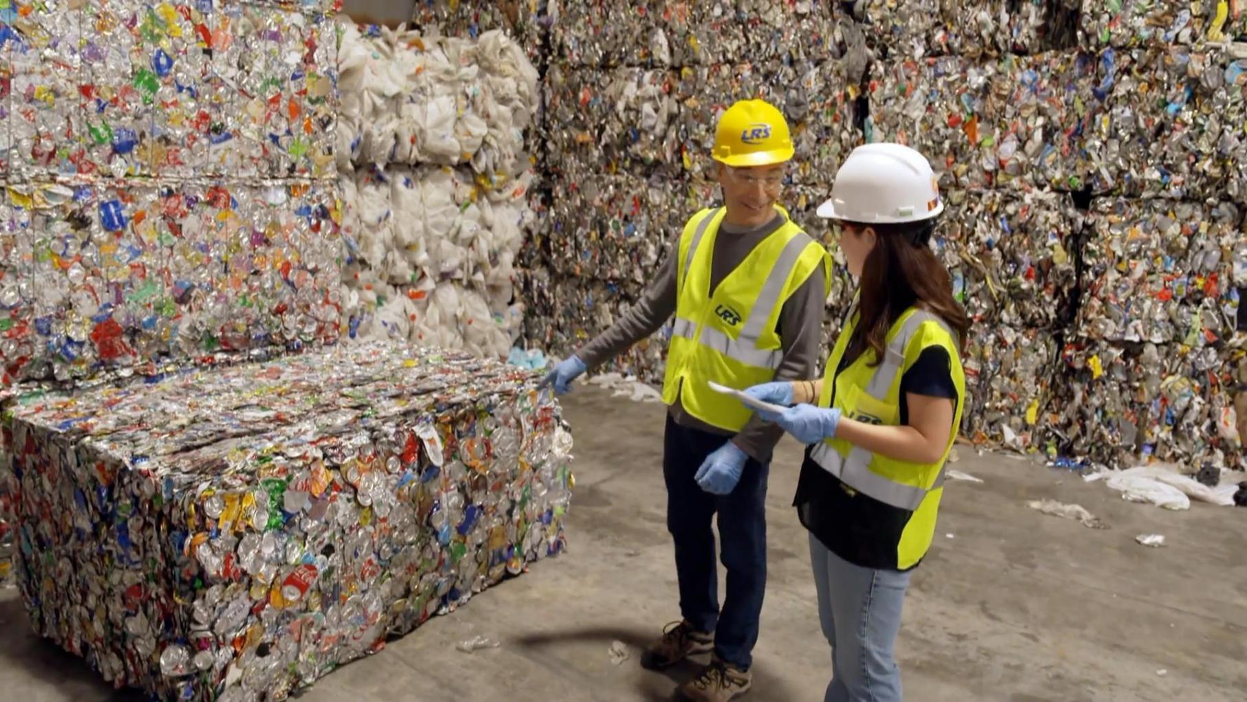 Sorting Recyclables in Back of the Yards: asset-mezzanine-16x9